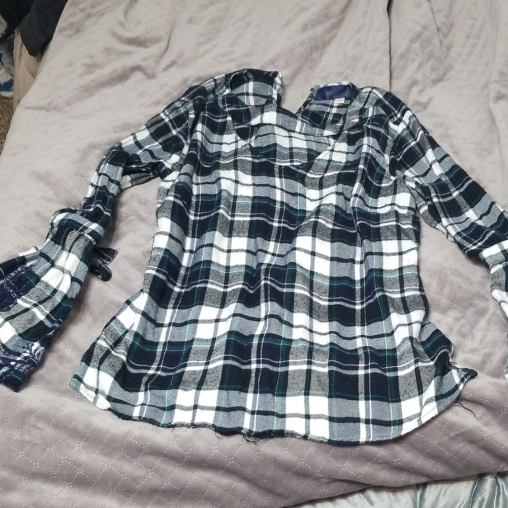 Boutique plaid top